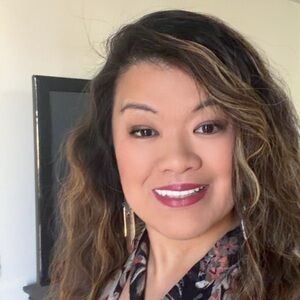 Meet your Posher, Lily